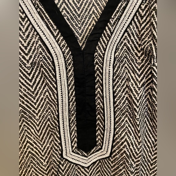 $89 Athleta Kimssa Tunic Swim Cover Up Herringbone Black & White Tassel Neck M - Picture 3 of 8
